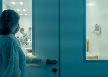 A Comprehensive Financial Assessment: The Evolving Net Worth of Mariah the Scientist