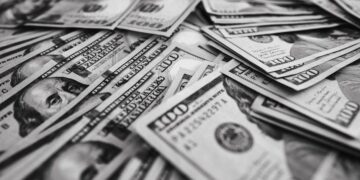 The $150 Million Ecosystem: A Financial Autopsy of Steven Tyler’s Net Worth